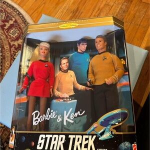 Mattel Barbie & Ken Star Trek Gift Set 30th Anniversary